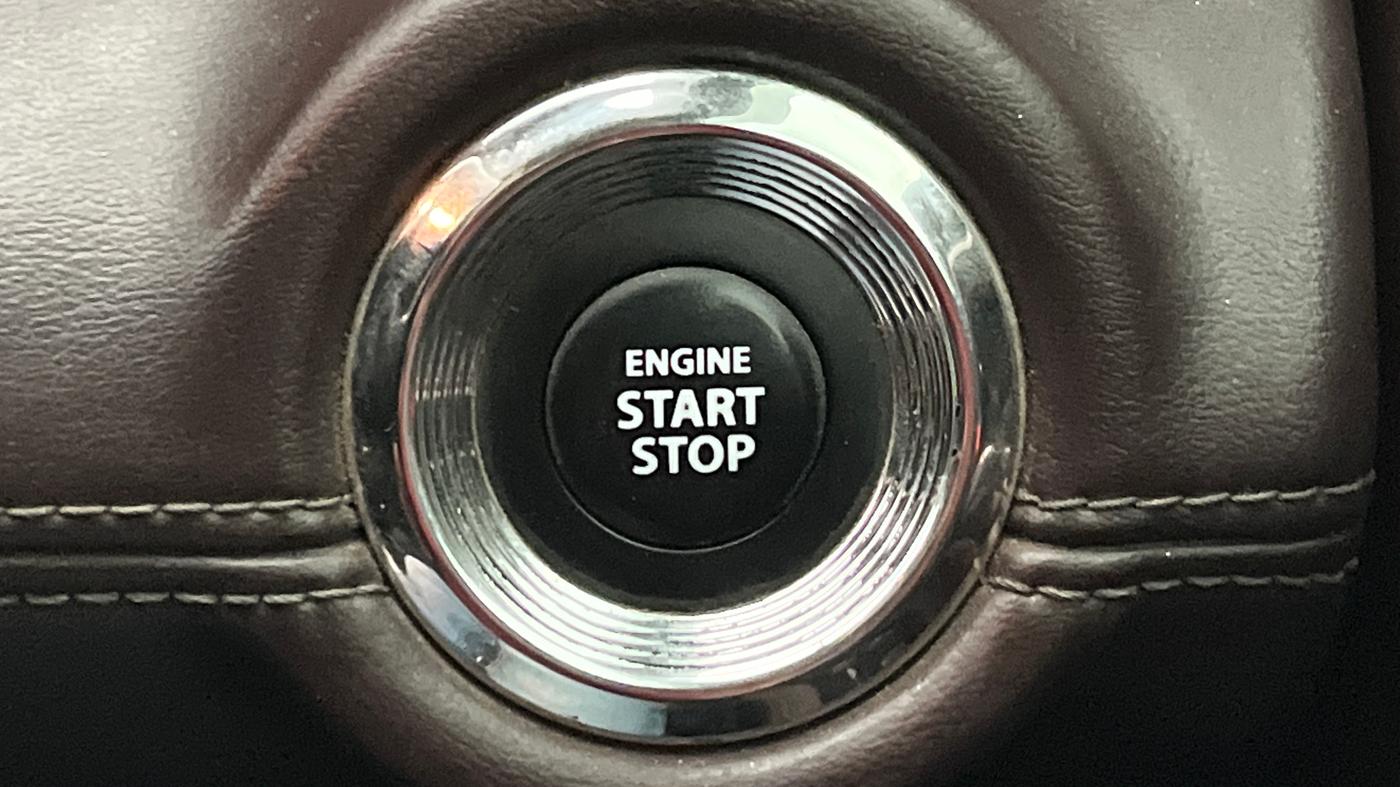 2022 Maruti Grand Vitara ALPHA SMART HYBRID, Petrol, Manual, 1,13,045 km, Keyless Start/ Stop Button