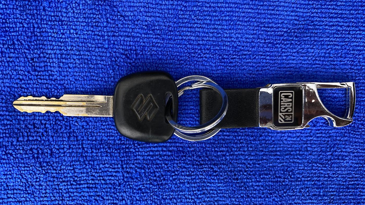 2019 Maruti Eeco 5 STR WITH A/C+HTR, Petrol, Manual, 86,434 km, Key Close Up