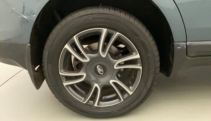 2020 Mahindra MARAZZO M8 8 STR, Diesel, Manual, 65,701 km, Right Rear Wheel