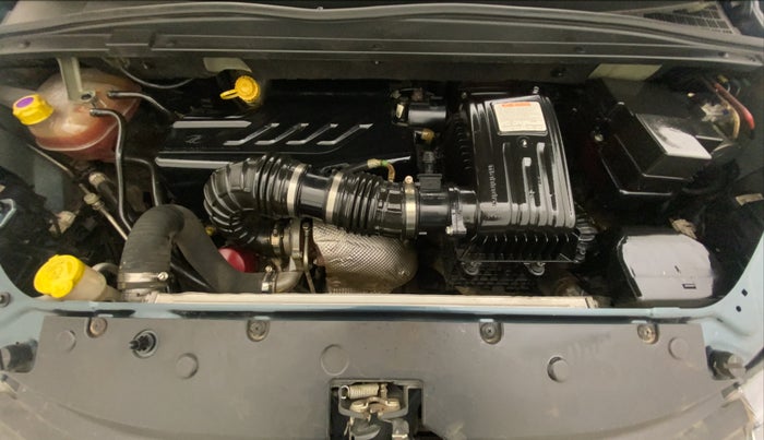 2020 Mahindra MARAZZO M8 8 STR, Diesel, Manual, 65,701 km, Open Bonet