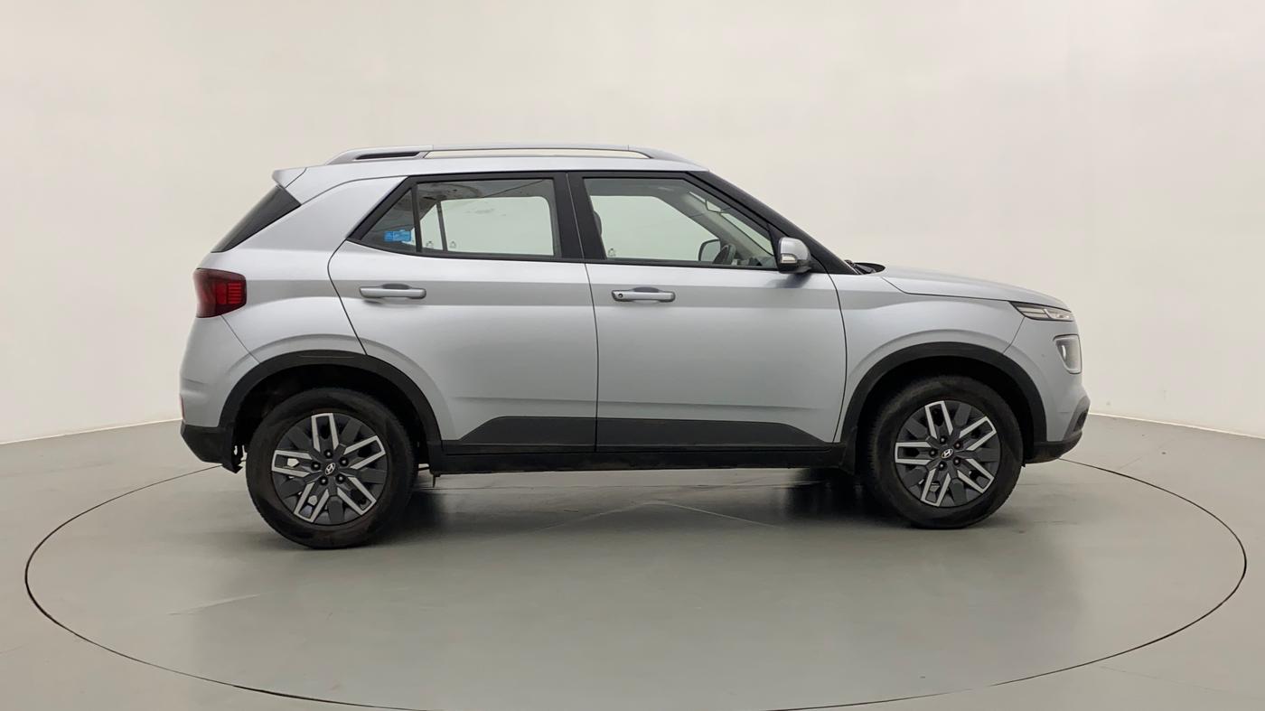 2022 Hyundai VENUE SX 1.5 CRDI, Diesel, Manual, 34,263 km, Right Side