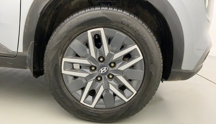 2022 Hyundai VENUE SX 1.5 CRDI, Diesel, Manual, 34,263 km, Right Front Wheel