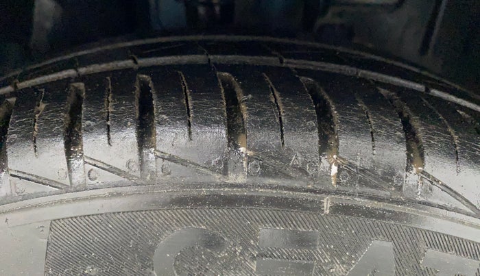 2021 Datsun Redi Go A, Petrol, Manual, 16,976 km, Right Front Tyre Tread