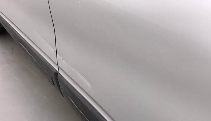 2019 Renault TRIBER 1.0 RXL PETROL, Petrol, Manual, 23,648 km, Rear left door - Slightly dented