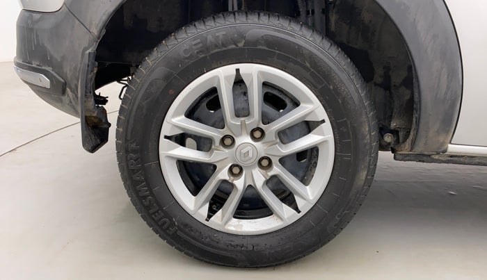 2019 Renault TRIBER 1.0 RXL PETROL, Petrol, Manual, 23,648 km, Right Rear Wheel