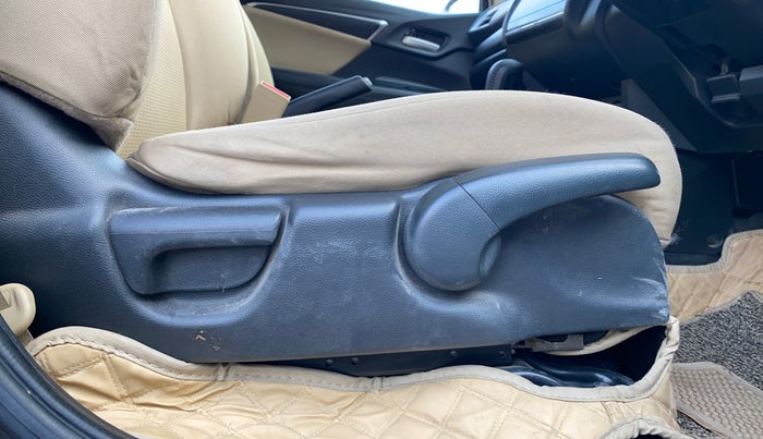 2018 Honda Jazz 1.2L I-VTEC V AT, Petrol, Automatic, 84,839 km, Driver Side Adjustment Panel