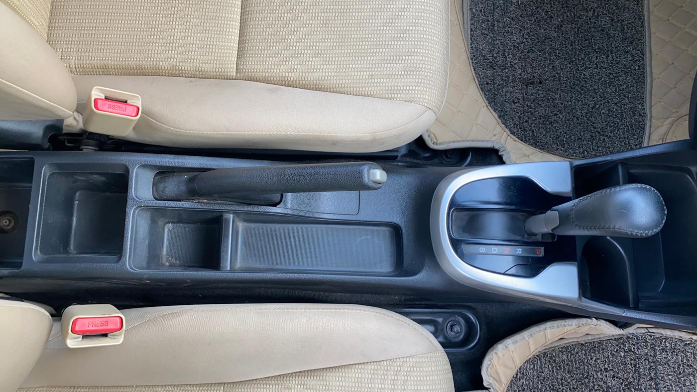 2018 Honda Jazz 1.2L I-VTEC V AT, Petrol, Automatic, 84,860 km, Gear Lever