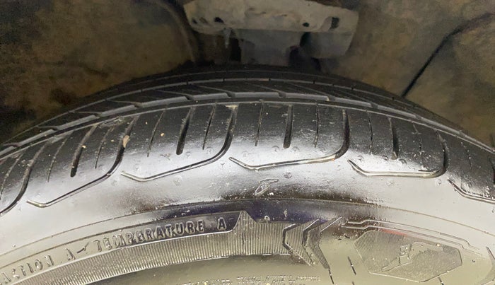 2018 Hyundai Verna 1.6 VTVT SX O, Petrol, Manual, 75,988 km, Right Front Tyre Tread