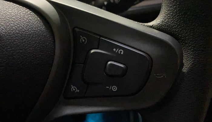 2023 Tata ALTROZ XZ PETROL, Petrol, Manual, 2,818 km, Adaptive Cruise Control