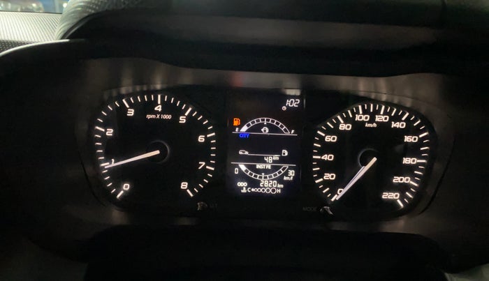 2023 Tata ALTROZ XZ PETROL, Petrol, Manual, 2,818 km, Odometer Image
