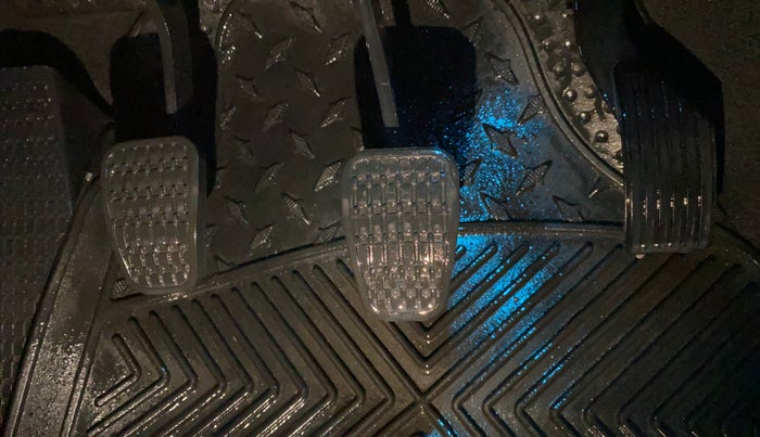 2023 Tata ALTROZ XZ PETROL, Petrol, Manual, 2,818 km, Pedals