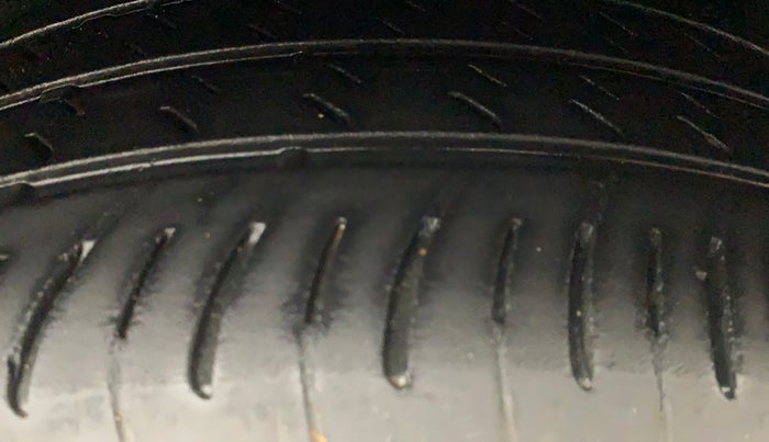 2018 Ford Ecosport TITANIUM + 1.5L DIESEL, Diesel, Manual, 93,948 km, Left Rear Tyre Tread