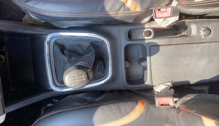 2019 Renault TRIBER RXL MT, Petrol, Manual, 67,334 km, Gear Lever