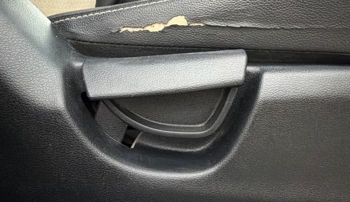 2019 Hyundai NEW SANTRO MAGNA CNG, CNG, Manual, 91,819 km, Driver Side Adjustment Panel
