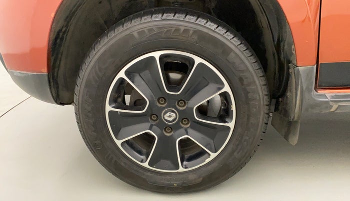 2018 Renault Duster RXS CVT, Petrol, Automatic, 60,595 km, Left Front Wheel