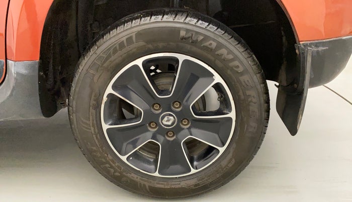 2018 Renault Duster RXS CVT, Petrol, Automatic, 60,595 km, Left Rear Wheel