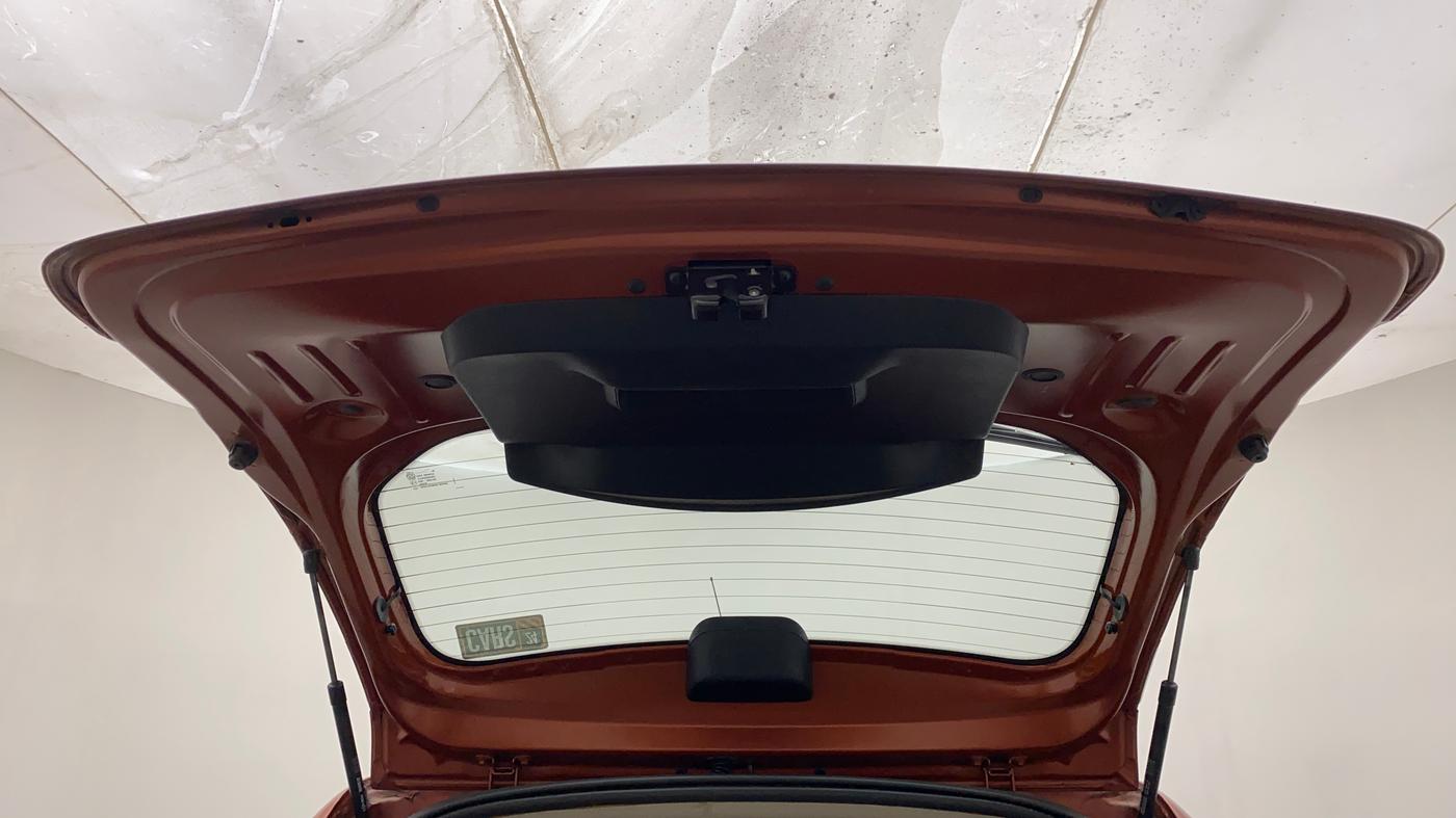 2018 Renault Duster RXS CVT, Petrol, Automatic, 60,595 km, Boot Door Open