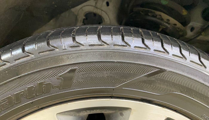 2016 Hyundai Verna 1.6 VTVT SX AT, Petrol, Automatic, 47,416 km, Left Front Tyre Tread