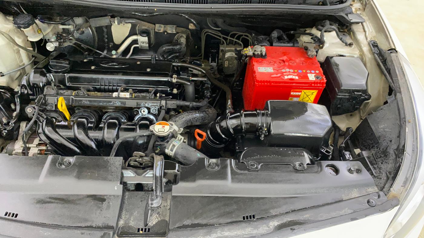 2016 Hyundai Verna 1.6 VTVT SX AT, Petrol, Automatic, 47,096 km, Engine View - Left