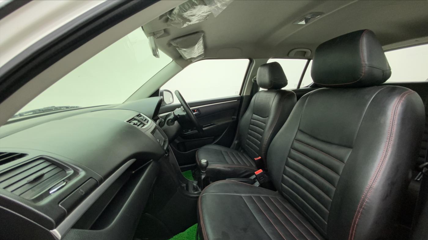 2012 Maruti Swift VDI, Diesel, Manual, 83,250 km, Right Side Front Door Cabin
