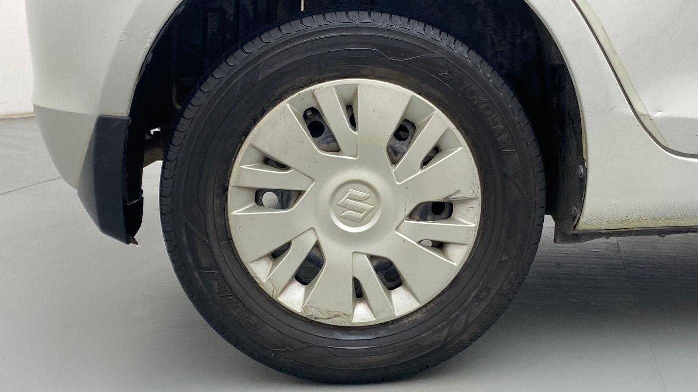 2012 Maruti Swift VDI, Diesel, Manual, 83,250 km, Right Rear Wheel