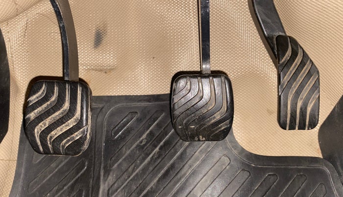 2020 Nissan MAGNITE XV TURBO, Petrol, Manual, 26,102 km, Pedals