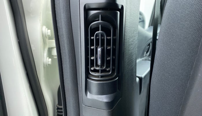 2019 Mahindra XUV500 W5 FWD, Diesel, Manual, 3,095 km, Rear Ac