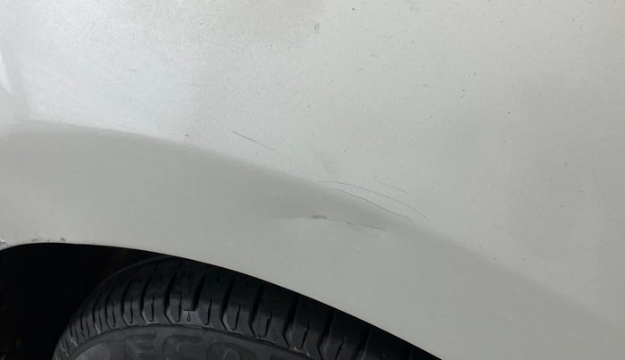 2019 Maruti Swift LXI, Petrol, Manual, 49,661 km, Right fender - Minor scratches
