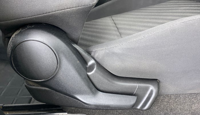 2019 Maruti Swift LXI, Petrol, Manual, 49,661 km, Driver Side Adjustment Panel