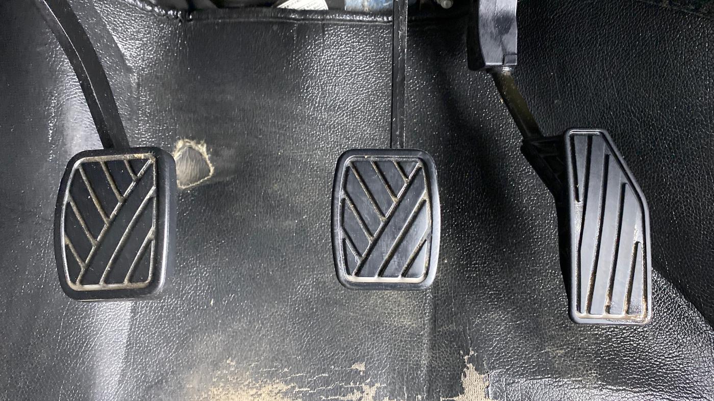 2019 Maruti Swift LXI, Petrol, Manual, 49,661 km, Pedals