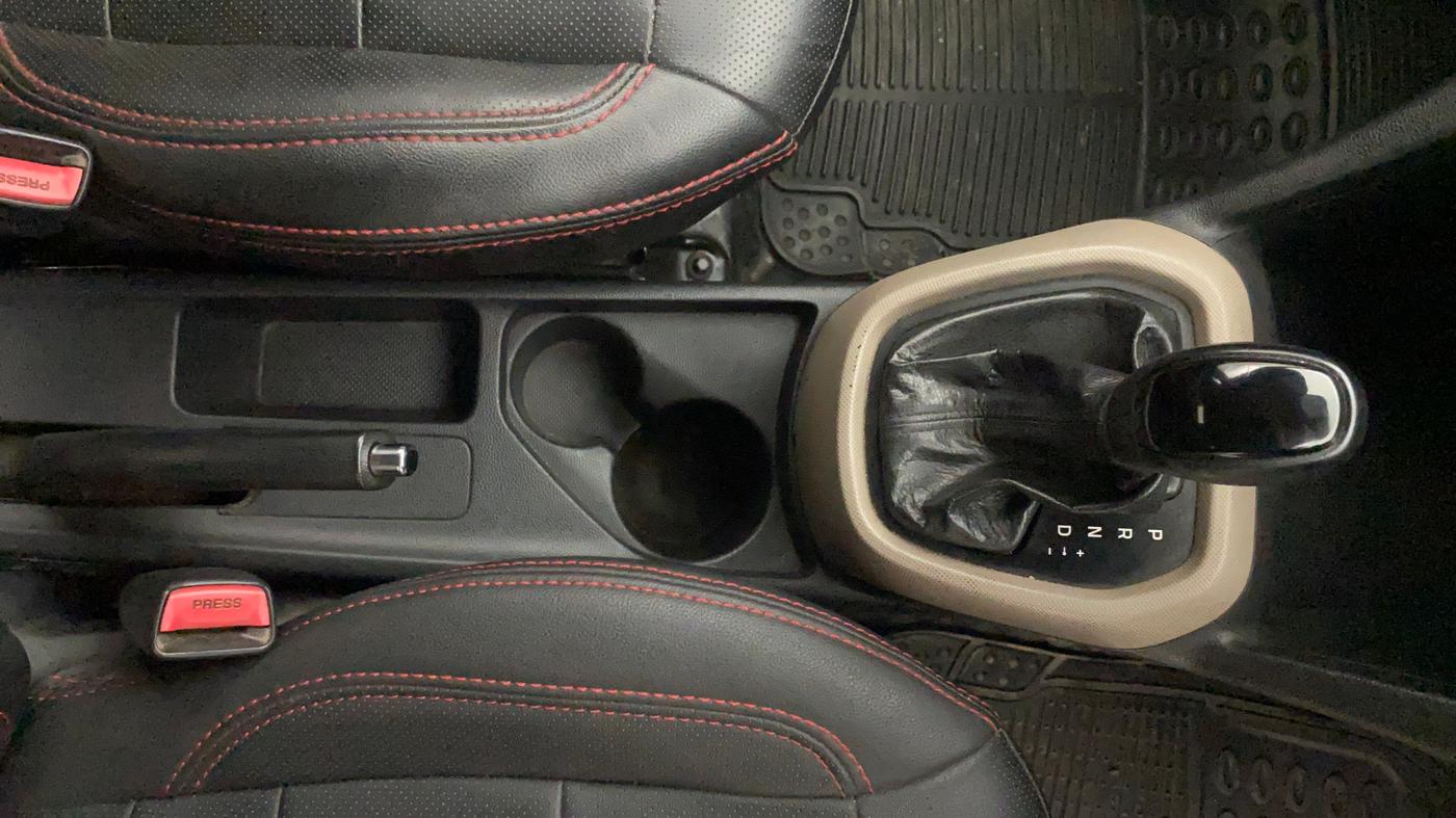 2014 Hyundai Grand i10 ASTA AT 1.2 KAPPA VTVT, Petrol, Automatic, 66,479 km, Gear Lever