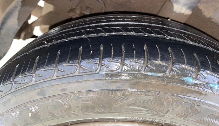 2015 Hyundai Grand i10 SPORTZ 1.2 KAPPA VTVT, Petrol, Manual, 52,135 km, Right Rear Tyre Tread