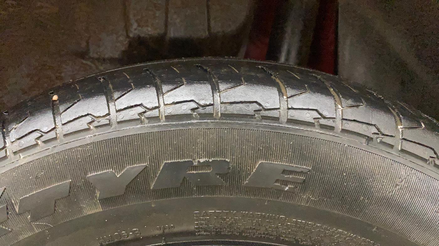2023 Maruti Swift VXI AMT, Petrol, Automatic, 78,598 km, Left Rear Tyre Tread