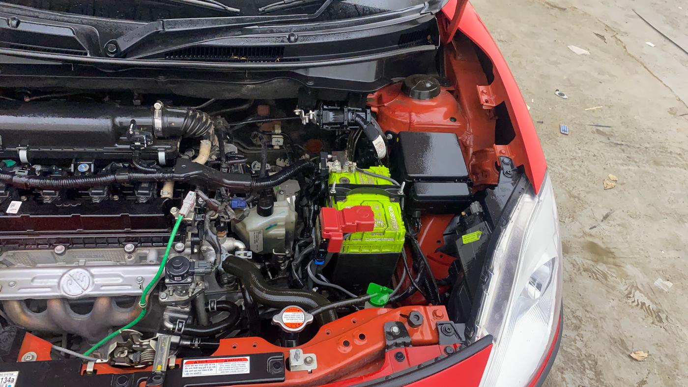 2023 Maruti Swift VXI AMT, Petrol, Automatic, 78,598 km, Engine View - Left