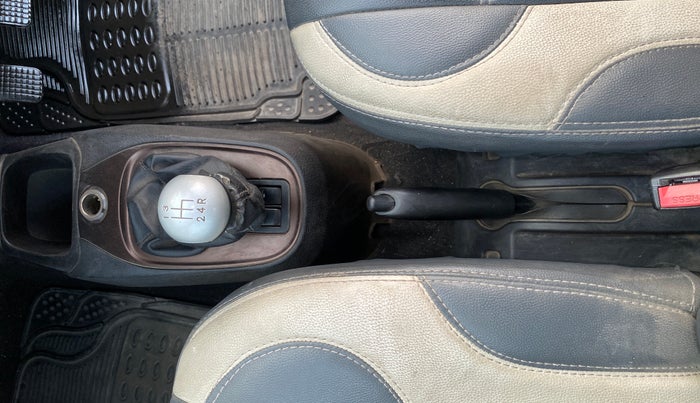 2016 Tata Nano TWIST XT, Petrol, Manual, 34,571 km, Gear Lever