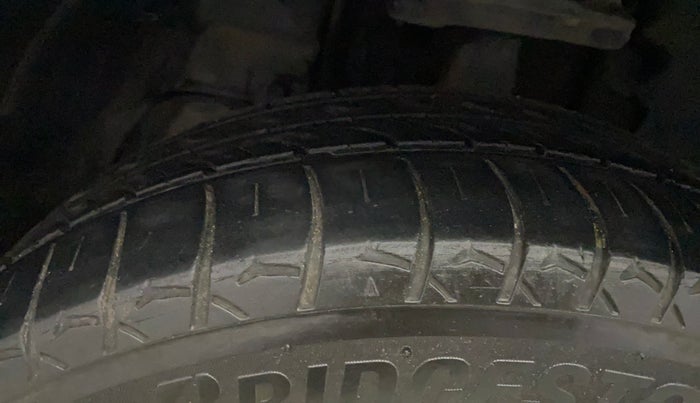 2017 Tata Tiago XT PETROL, Petrol, Manual, 88,234 km, Left Front Tyre Tread