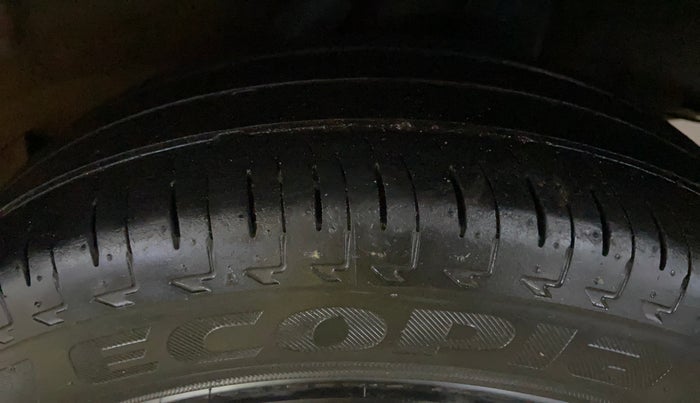 2018 Honda Amaze 1.2L I-VTEC S, Petrol, Manual, 24,453 km, Left Rear Tyre Tread