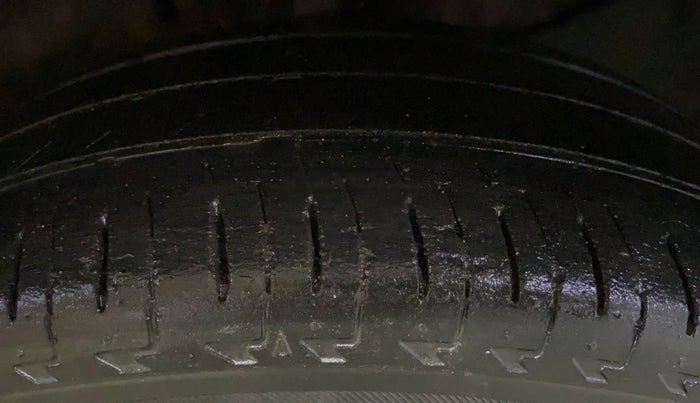 2018 Honda Amaze 1.2L I-VTEC S, Petrol, Manual, 24,453 km, Right Front Tyre Tread