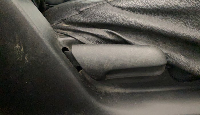 2016 Maruti Swift LXI, Petrol, Manual, 79,542 km, Driver Side Adjustment Panel