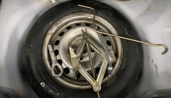 2016 Maruti Swift LXI, Petrol, Manual, 79,542 km, Spare Tyre