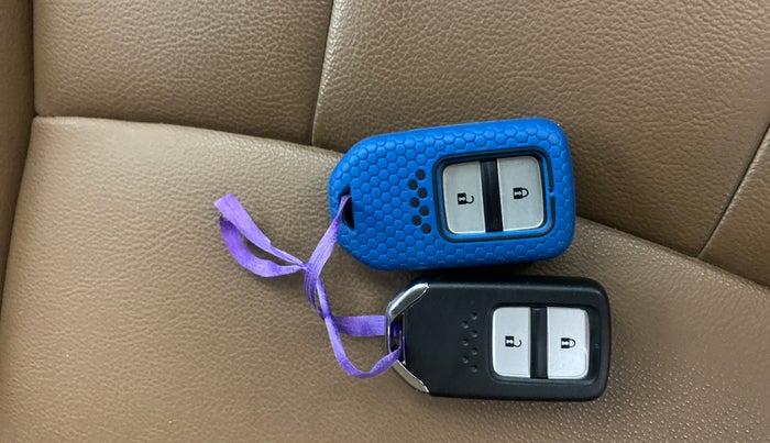 2023 Honda ELEVATE ZX MT, Petrol, Manual, 39,632 km, Key Close Up