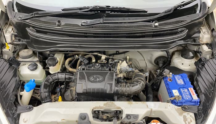 2017 Hyundai Eon ERA +, Petrol, Manual, 16,404 km, Engine View