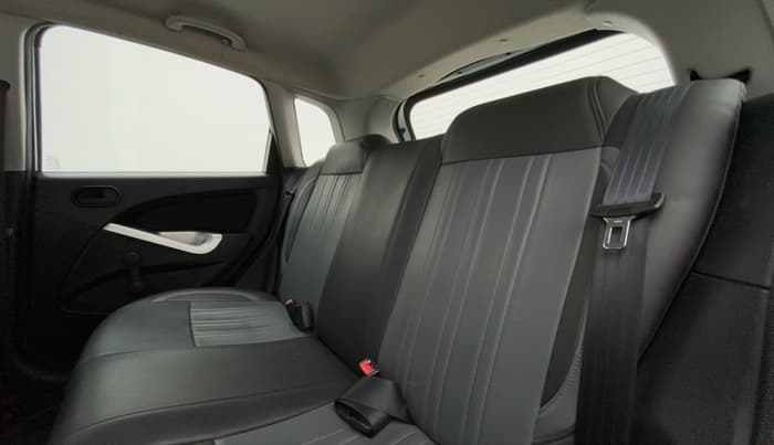 2013 Ford Figo 1.2 TITANIUM DURATEC, Petrol, Manual, 41,345 km, Right Side Rear Door Cabin View