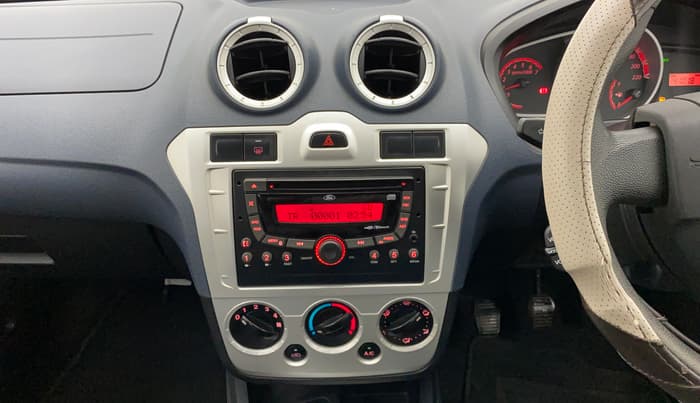 2013 Ford Figo 1.2 TITANIUM DURATEC, Petrol, Manual, 41,345 km, Air Conditioner