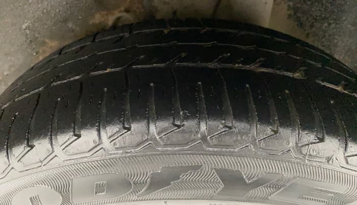 2013 Ford Figo 1.2 TITANIUM DURATEC, Petrol, Manual, 41,345 km, Left Rear Tyre Tread