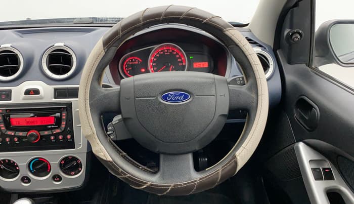 2013 Ford Figo 1.2 TITANIUM DURATEC, Petrol, Manual, 41,345 km, Steering Wheel