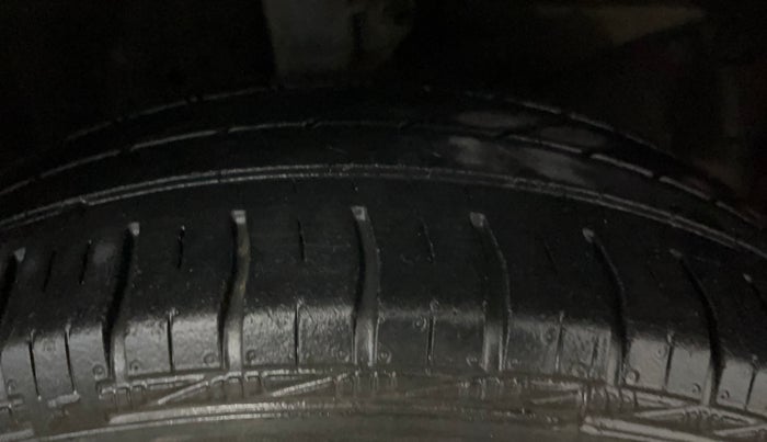 2013 Honda Amaze 1.2L I-VTEC S, Petrol, Manual, 69,258 km, Right Front Tyre Tread