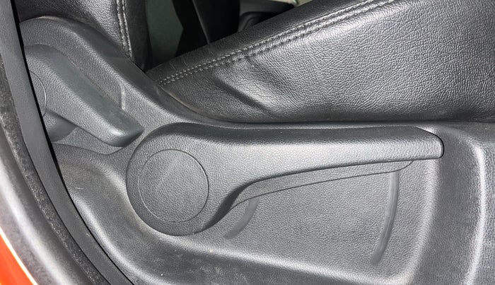 2018 Renault Captur PLATINE DIESEL , Diesel, Manual, 51,071 km, Driver Side Adjustment Panel