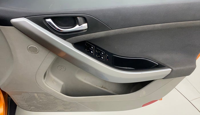 2018 Tata NEXON XZA PLUS DIESEL, Diesel, Automatic, 1,12,209 km, Driver Side Door Panels Control