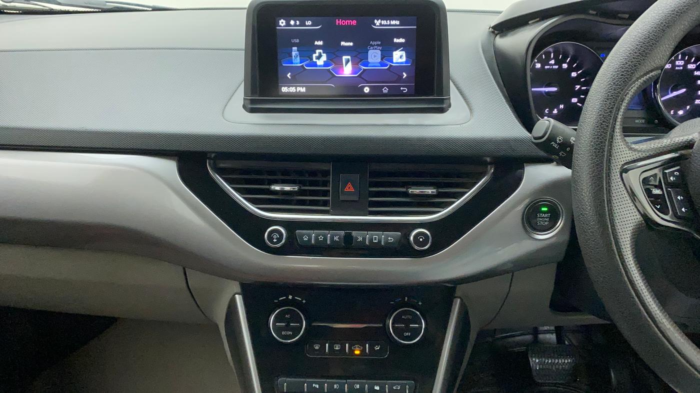 2018 Tata NEXON XZA PLUS DIESEL, Diesel, Automatic, 1,12,209 km, Air Conditioner